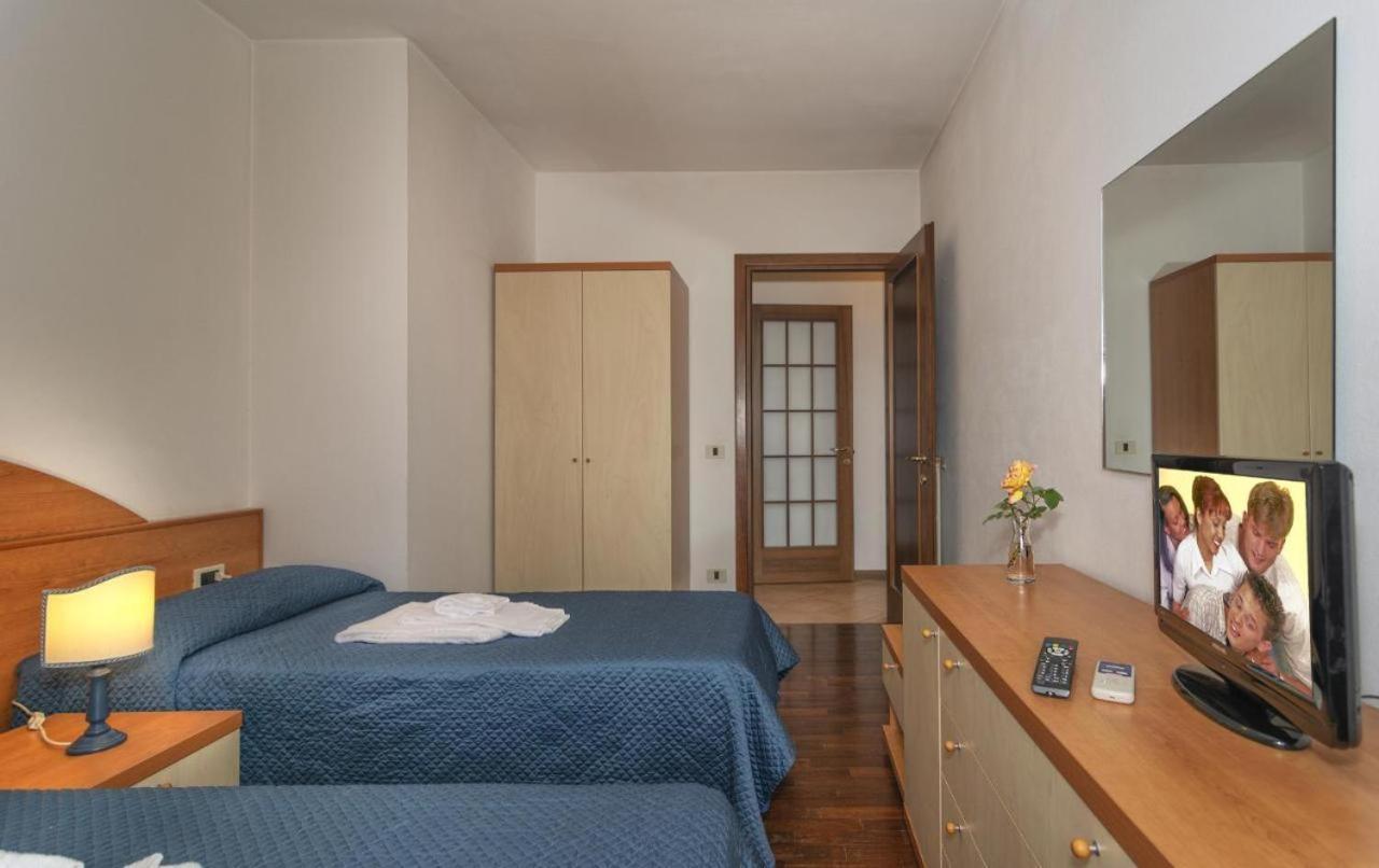 Giada Palace Apartments & Pool - Giada Palace Group Lucca Esterno foto
